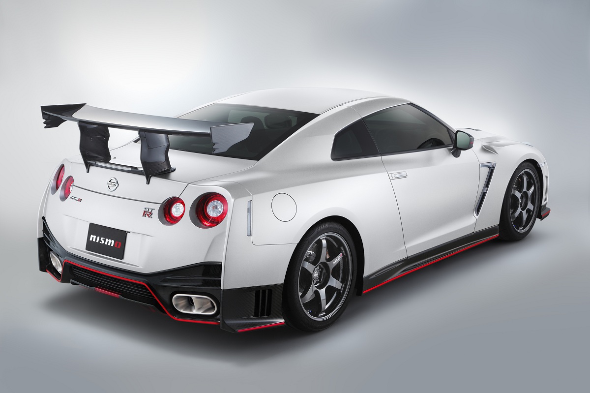 GT R NISMO N Attack Package Rr white