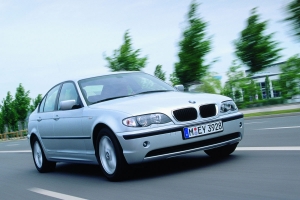 BMW針對3系列房車車型(E46)顧客免費預約召回改正活動