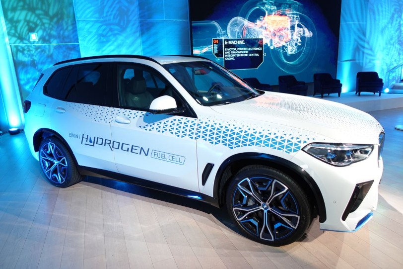 2023 Japan Mobility Show BMW集團赴日展演iX5 氫動力休旅車款與Toyota攜手合作邁入10年
