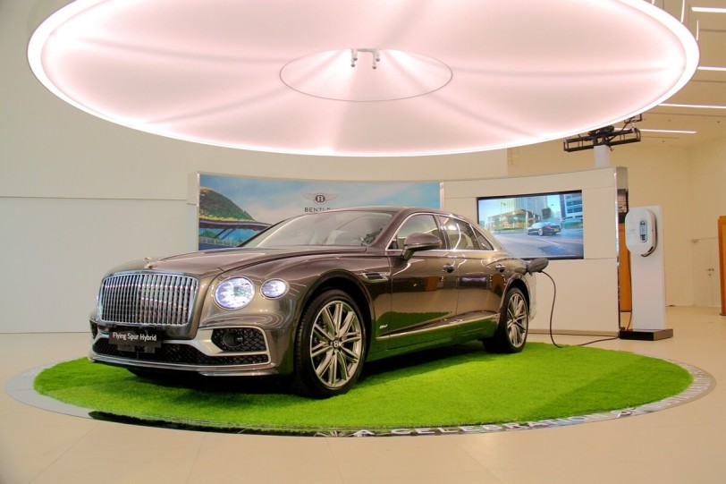 Bentley電氣化飛馳奢華之旅，在台啟程！Flying Spur Hybrid在台上市