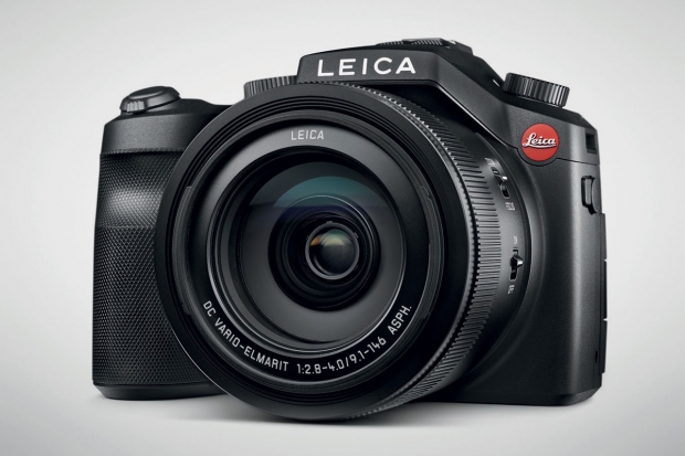 NEW LEICA V-LUX高性能變焦相機首波到貨，加贈限量好禮！