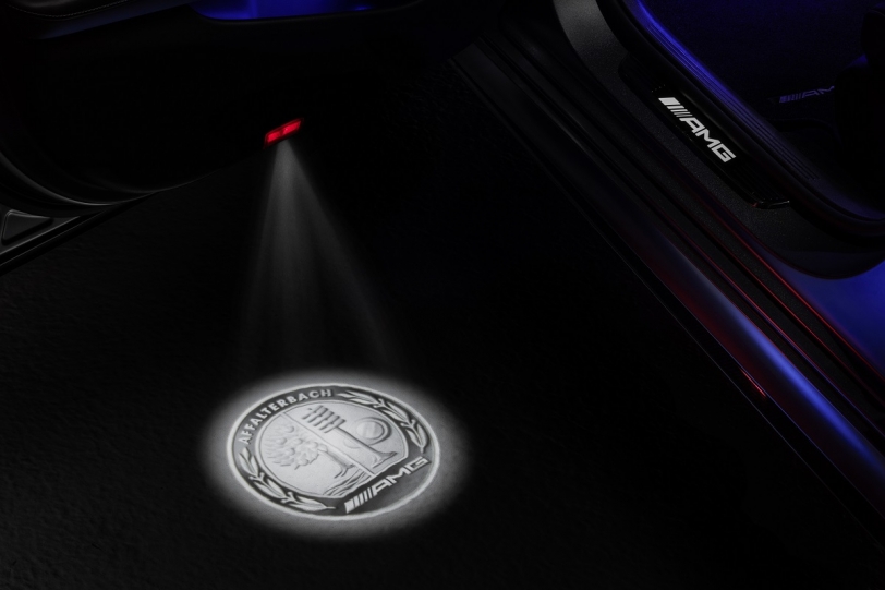 M-Benz推出新型3D投影LED照地燈選配