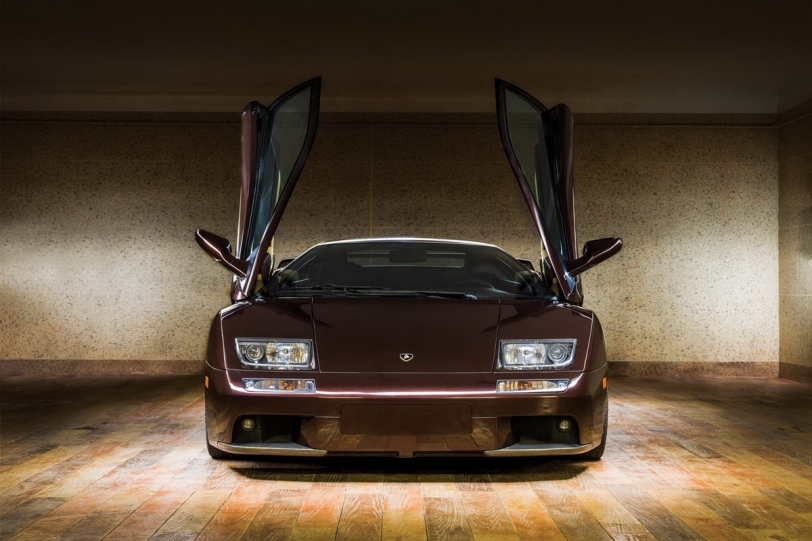 新舊大牛你選誰？最後的全新Lamborghini Diablo售出！
