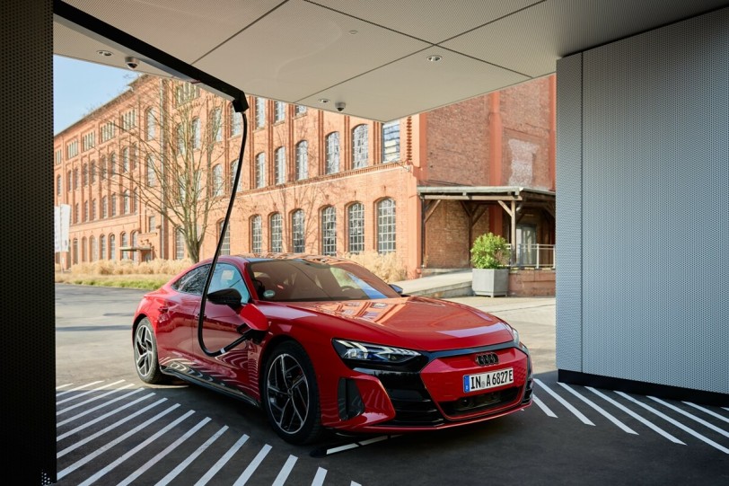 簡單、快速、無障礙！Audi在法蘭克福開設新型充電中心
