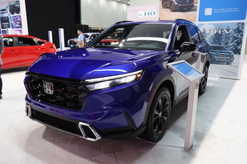 2022 洛杉磯車展現場直擊，更大更有氣勢，Honda 第六代 CR-V e:HEV/1.5 Turbo 實拍