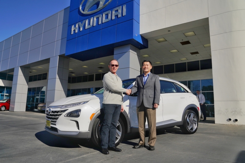 延續Tucson Fuel Cell好口碑，Hyundai氫燃料電池車NEXO美國首輛交車