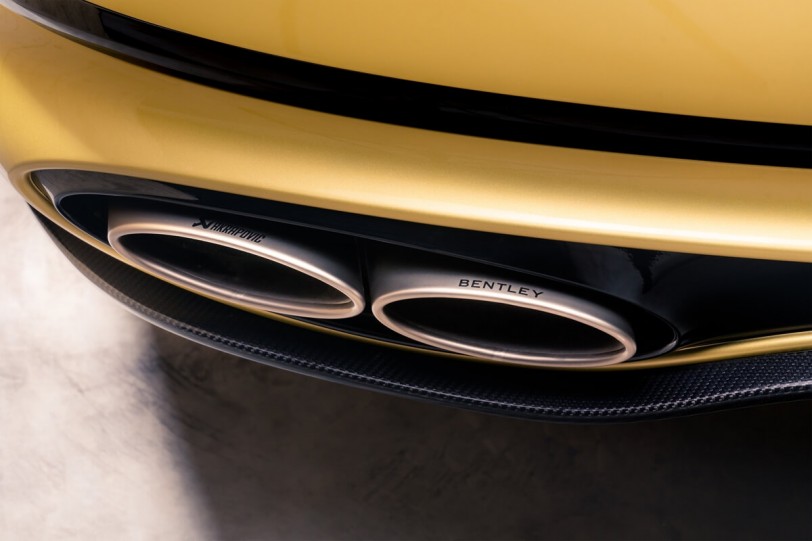 Bentley推出Continental GT Speed專用的Akrapovič鈦合金排氣管
