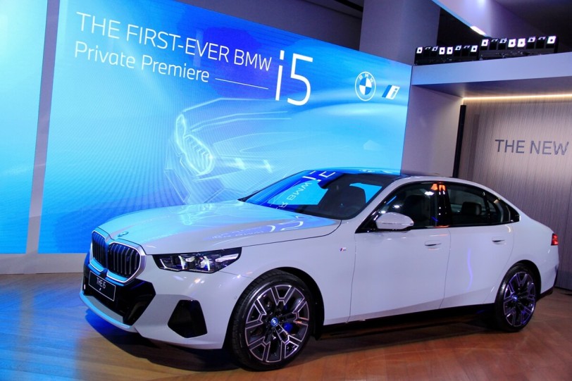 引領快速數位化時代新思維！BMW i5純電豪華房車登台亮相