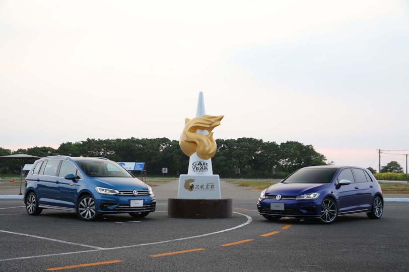 Volkswagen Golf 獲車訊風雲獎「最佳進口中型房車」，Touran三度獲得「最佳進口中型MPV」殊榮