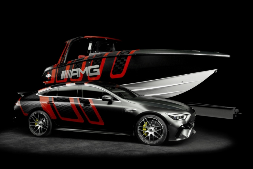 三芒星海上也拉風！寄宿 Mercedes-AMG GT 63 S 4-door Coupé靈魂的快艇41&#039;AMG Carbon Edition