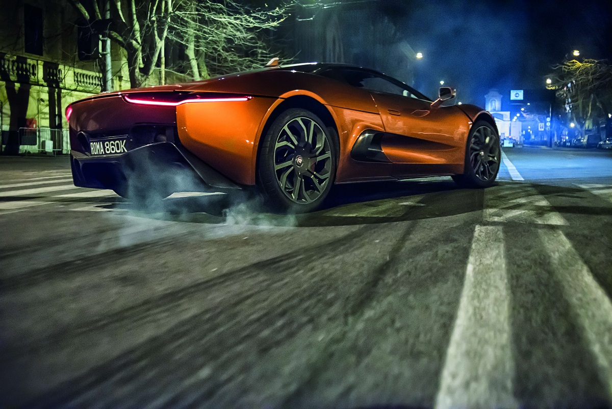 JAGUAR CX75 SPECTRE 11