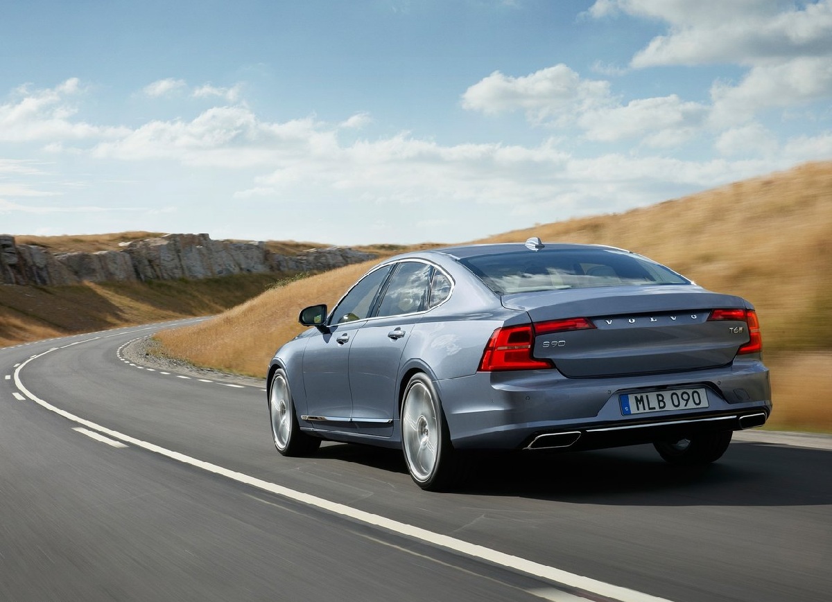 Volvo S90 2017 1280x960 wallpaper 0b