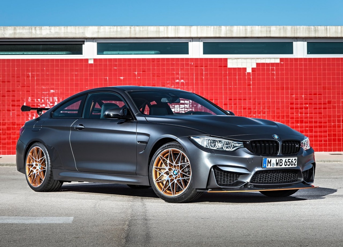 BMW M4 GTS 2016 1280x960 wallpaper 01