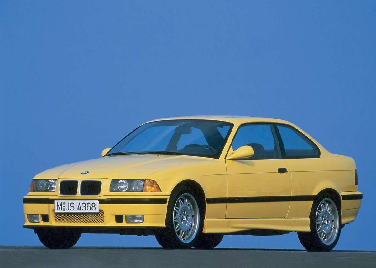 BMW M3 Coupe 1992 1280x960 wallpaper 01