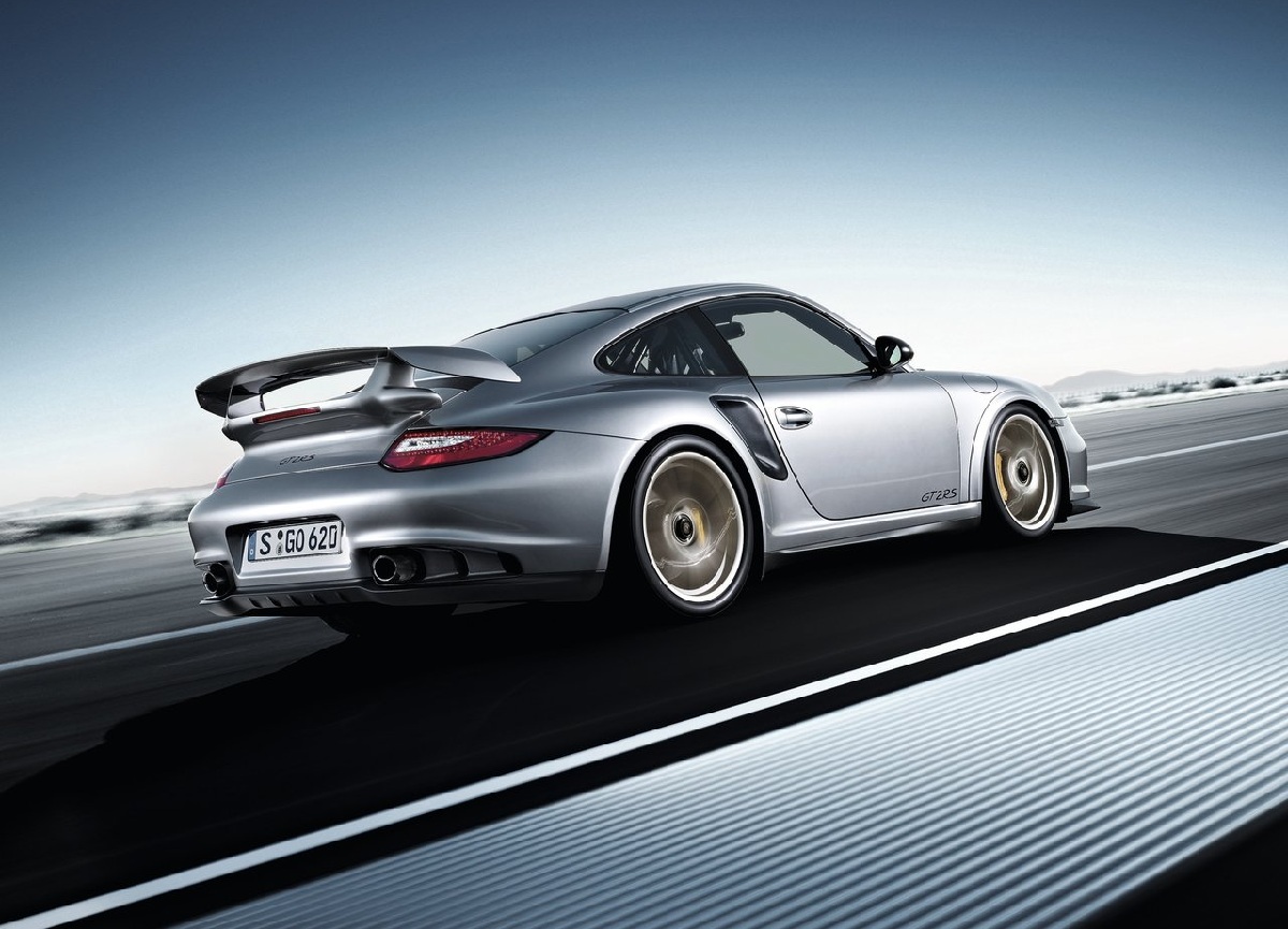 Porsche 911 GT2 RS 2011 1280x960 wallpaper 22