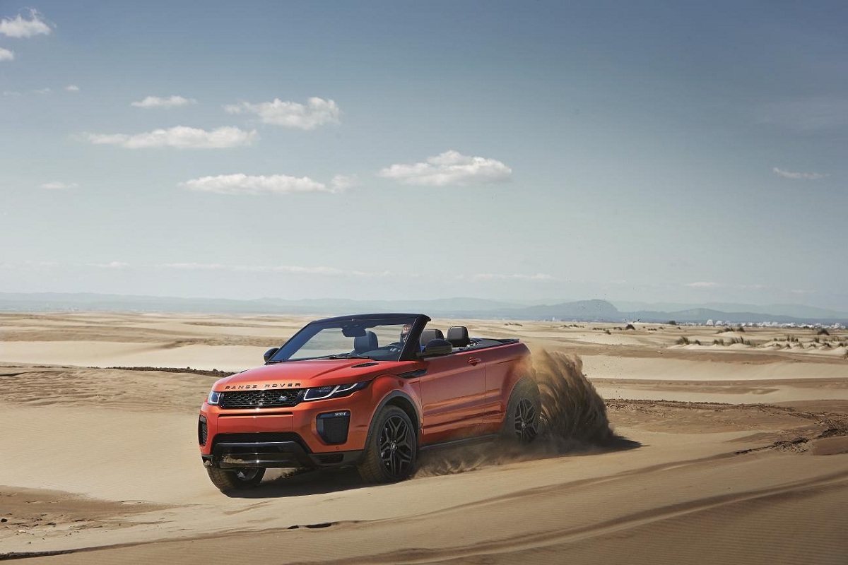 RR Evoque Convertible ext dynamic 11