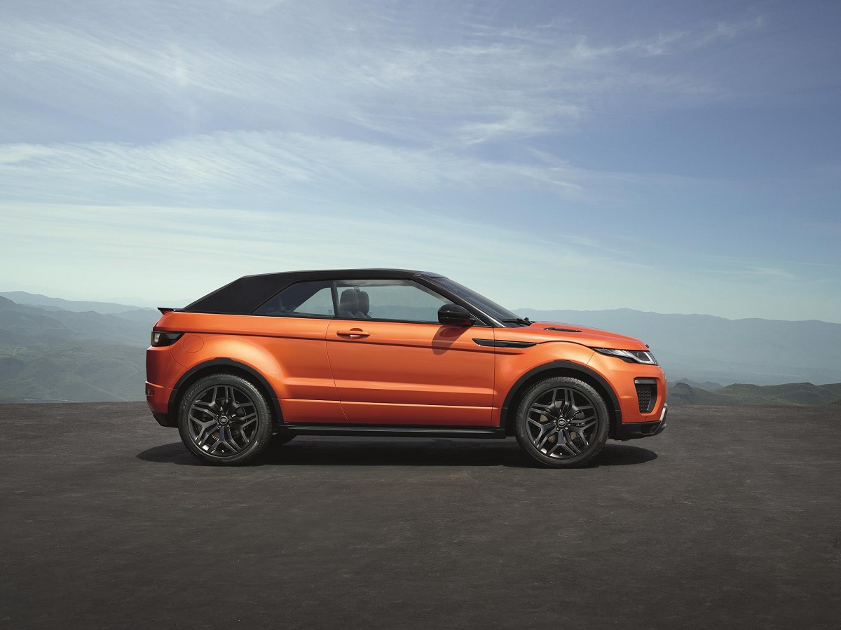 RR Evoque Convertible ext static 7