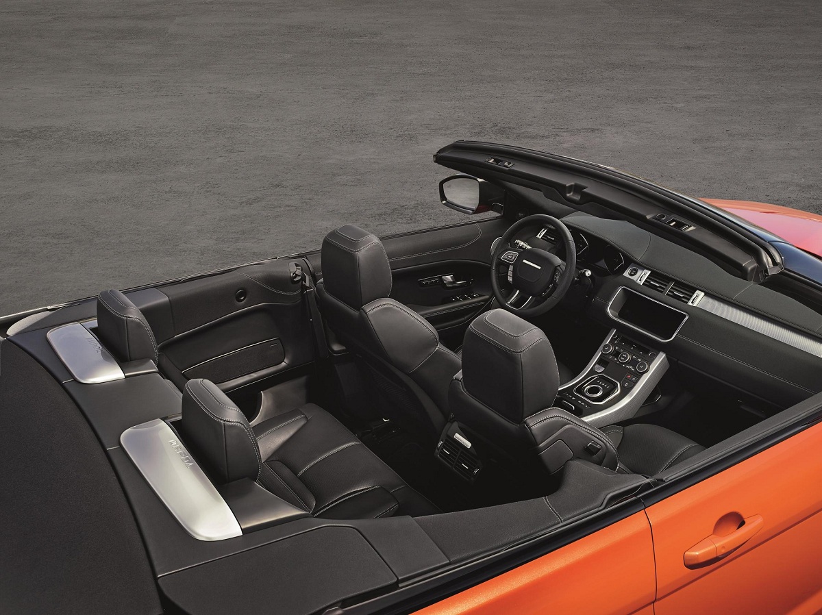 RR Evoque Convertible int cabin 1