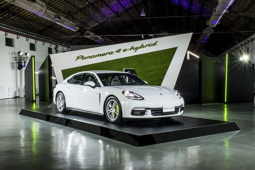 綠能豪車Porsche Panamera 4 E-Hybrid在台上市 598萬起，擁有40km/L油耗