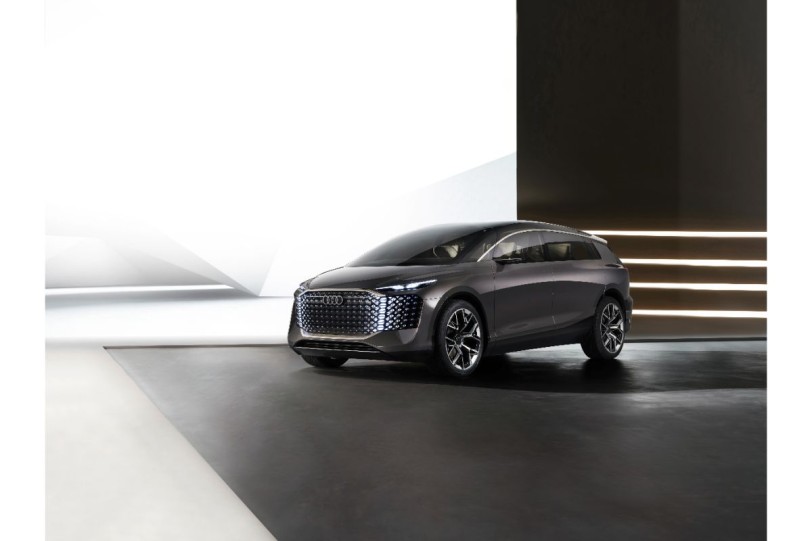 進軍高級 MPV 市場的前奏曲?具備Level 4 自駕技術的 Audi urbansphere Concept 正式亮相!