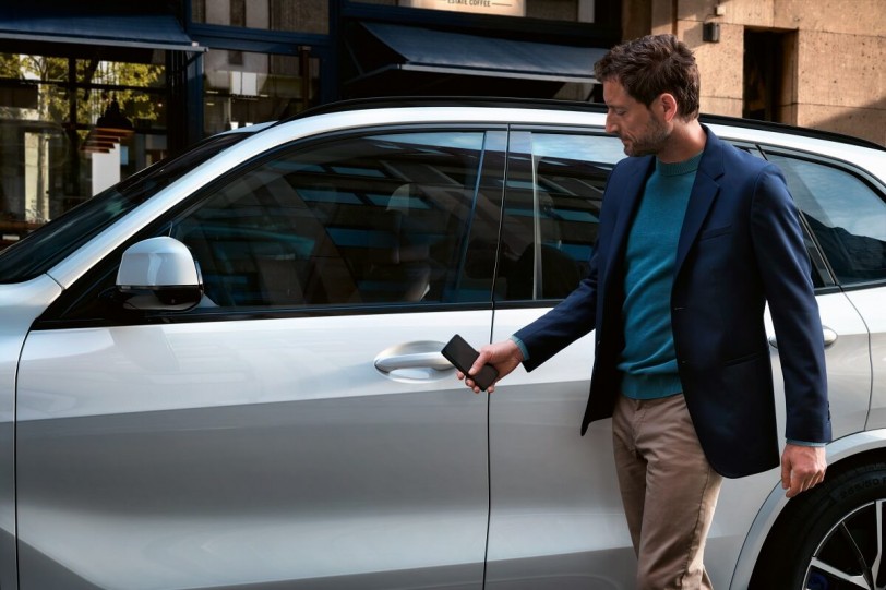 BMW將開始採用下一代數位鑰匙 即使手機沒電也可使用