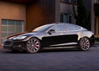 2.8秒加速破百！Tesla Model S P85D性能再升級