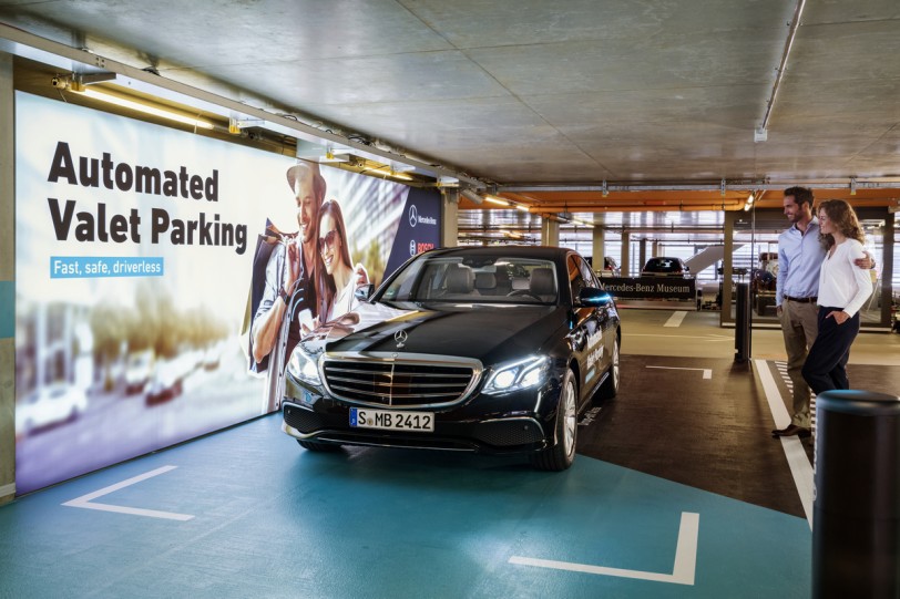 Bosch與Daimler合作全球首發「自動代客泊車」獲准，將進駐M-Benz博物館！