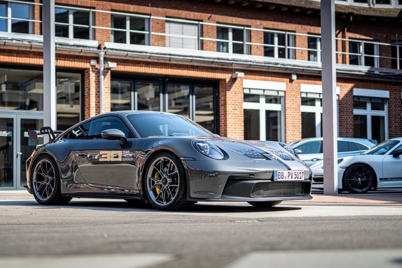慶祝Porsche Supercup三十週年，Porsche展示一輛特殊訂製的911 GT3