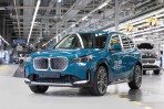 BMW集團雷根斯堡工廠創下新年產紀錄：2024年生產了十萬輛BEV電動車