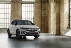 119.8萬雙車型, Volkswagen T-Roc 小改款預售開跑、330 TSI R-Line Performance 獨享限量黑化風格套件
