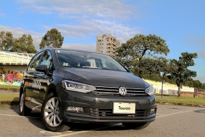 VW七人座新戰力 Touran 280 TDI Comfortline性能與配備大升級