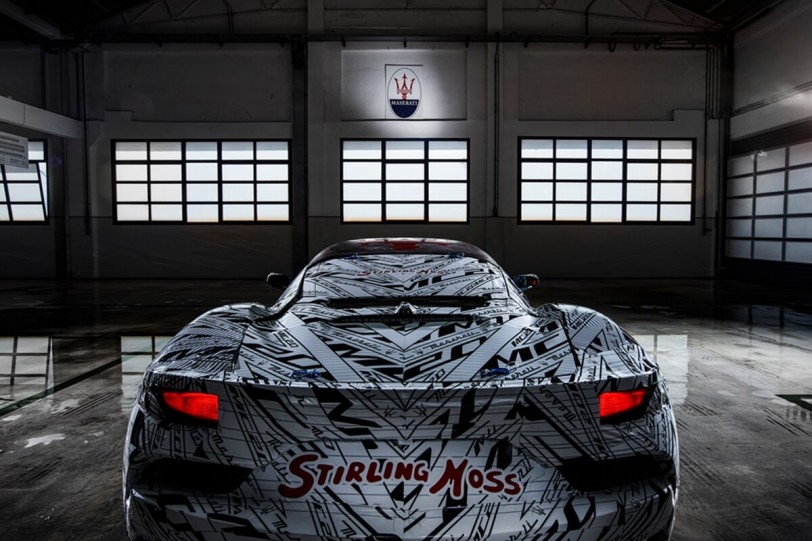 向英國賽車王致敬！Maserati MC20超跑測試持續進行