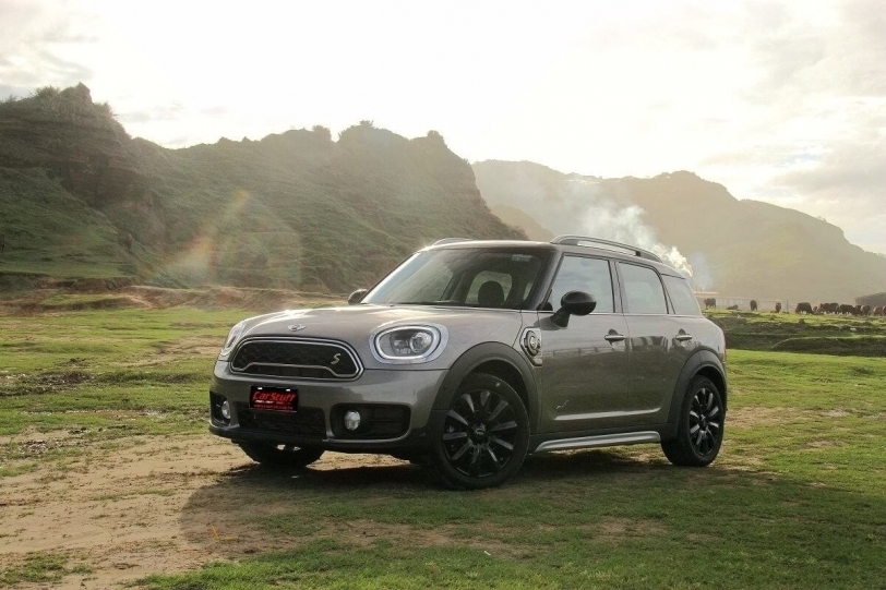 即使節能環保，Mini Cooper SE Countryman All4也一定要貼背的！