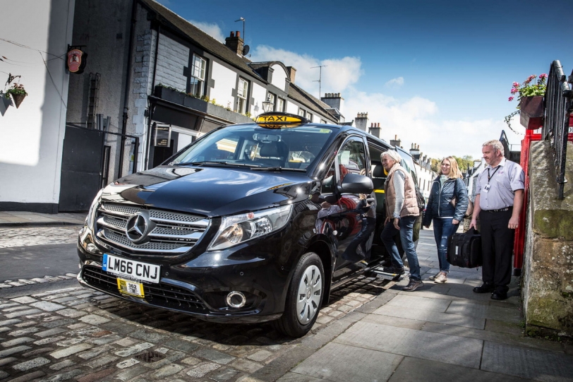 後軸轉向可不是超跑專屬，Mercedes-Benz Vito Taxi靈巧登場