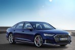 首度導入四輪轉向、48V Mild Hybrid 等技術,高性能自駕旗艦 Audi S8 正式亮相!