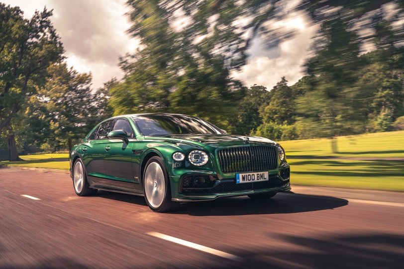 Bentley推出新Flying Spur專用的Styling Specification碳纖維空力升級套件