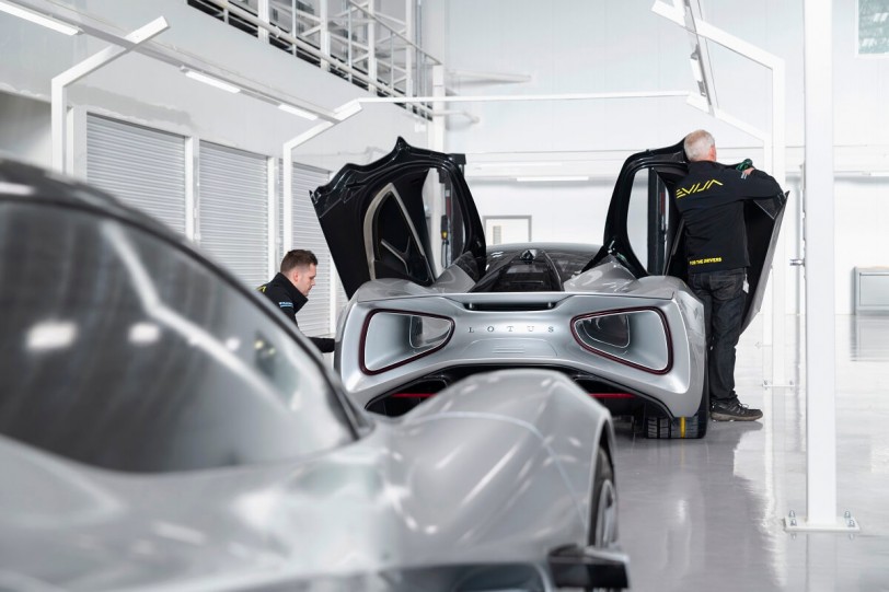 Lotus Evija即將於今年夏天開始生產 最終原型車已進入最後測試階段(內有影片)