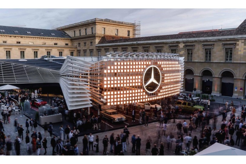 IAA MOBILITY 2025 Mercedes-Benz 閃耀慕尼黑皇宮