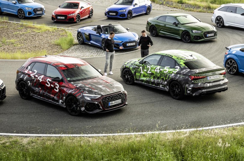 採用 2.5 直五渦輪增壓引擎，Audi RS 3 Sportback/RS 3 Sedan 預告照釋出