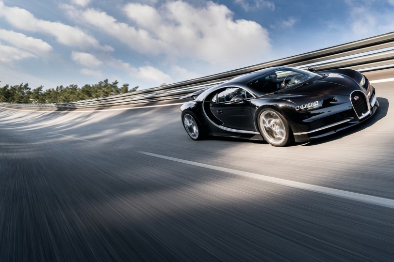 輕取量產最速寶座，Bugatti Chiron極速上看458km/h