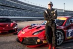 知名演員吳彥祖體驗Ferrari 488 Challenge Evo賽車的精準駕馭