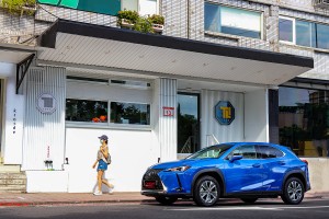 進入豪華純電領域的敲門磚，2021 Lexus UX300e 豪華版