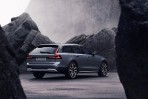 VOLVO 休旅車系與旅行車系獲 《Car & Driver》 編輯嚴選獎項肯定 十年來獲獎無數展現品牌魅力