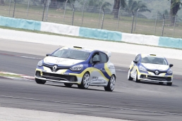 四種願望一次滿足！2016 Michelin雪邦賽道駕馭體驗營：奔馳於賽道上的最佳選擇，Touring Car