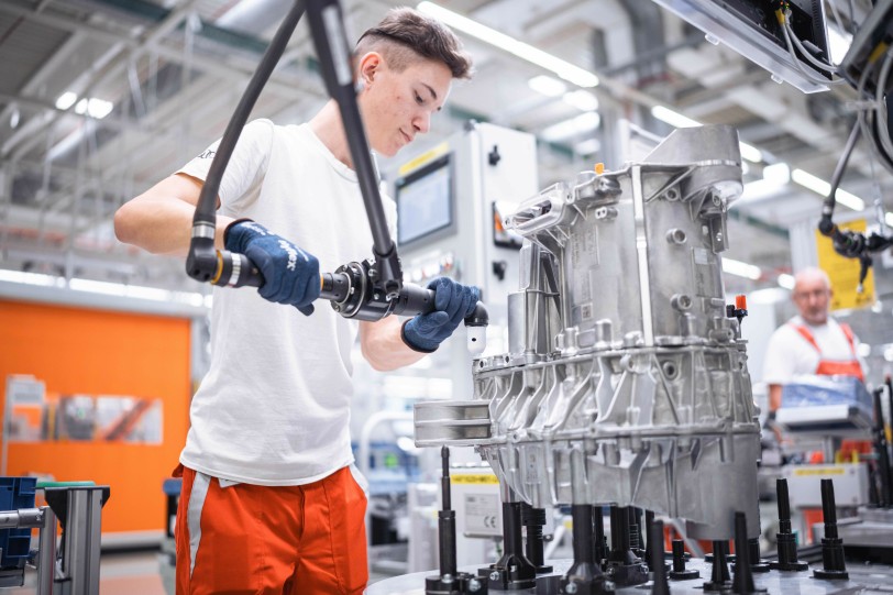 Audi 開始於匈牙利焦爾(Győr)生產PPE 平台電動馬達