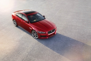 全新Jaguar XE獲法國Festival Automobile International票選為「2014年度最美車款」
