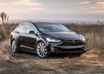 Tesla自動駕駛系統再添一例！完美將病患送達醫院