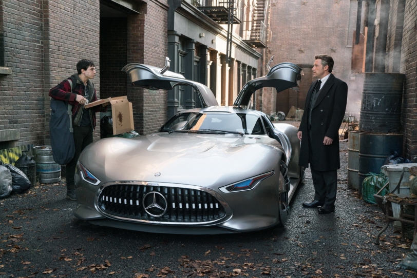 DC英雄齊聚《正義聯盟》！Mercedes-Benz AMG Vision Gran Turismo成蝙蝠俠新坐駕