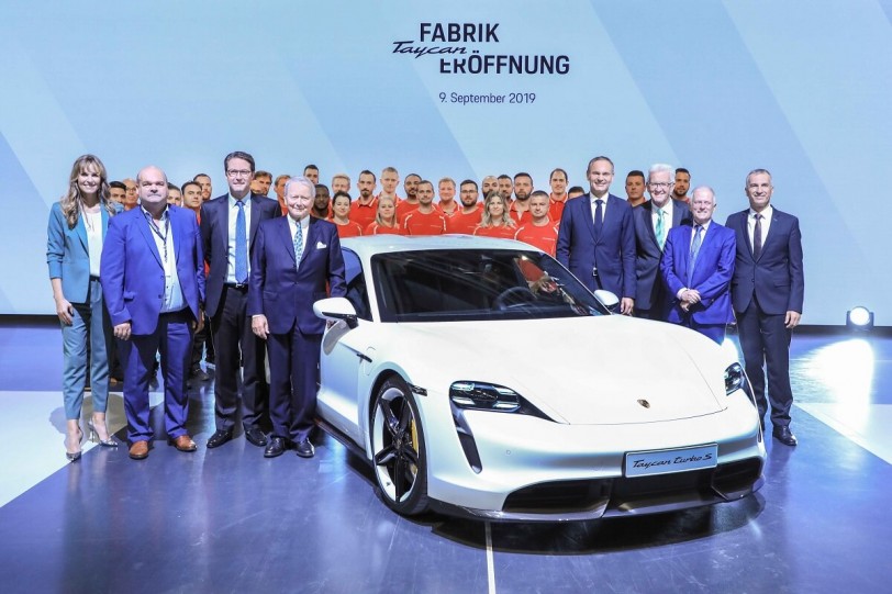 Porsche為生產純電跑車Taycan啟用全新廠區
