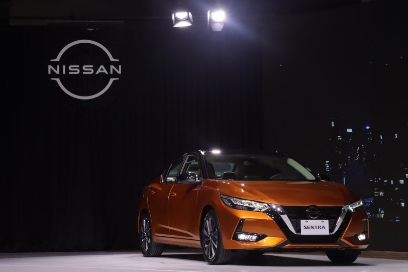 較預售價降 1 萬，日系跑房車 Nissan Sentra 1.6 售價 73.9 萬起正式登場